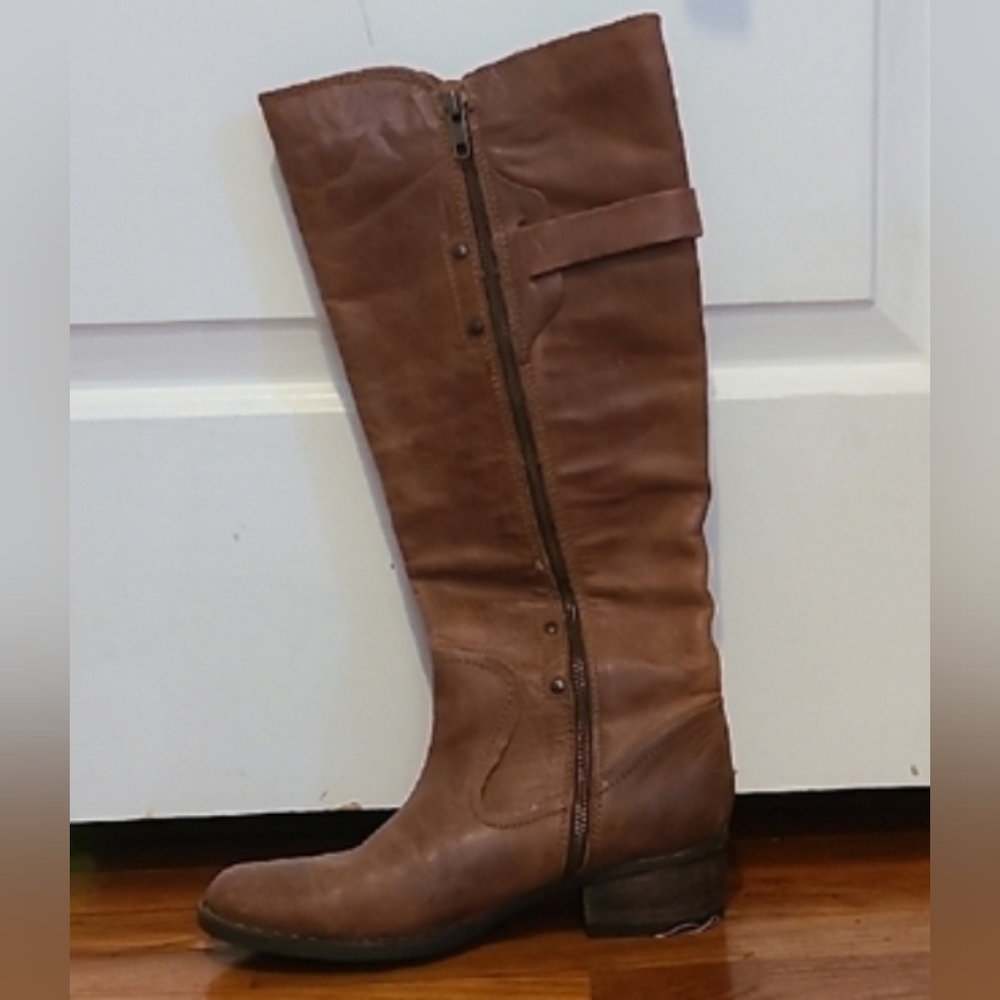 Born Brown Tan Leather Heeled Boots